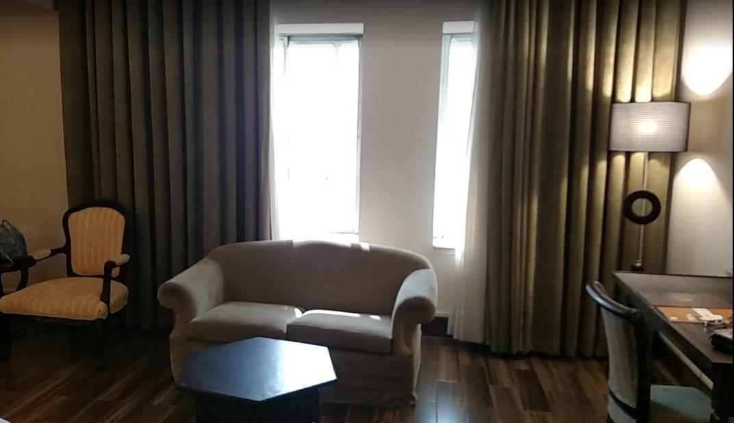 Smart Hotel Лахор Экстерьер фото