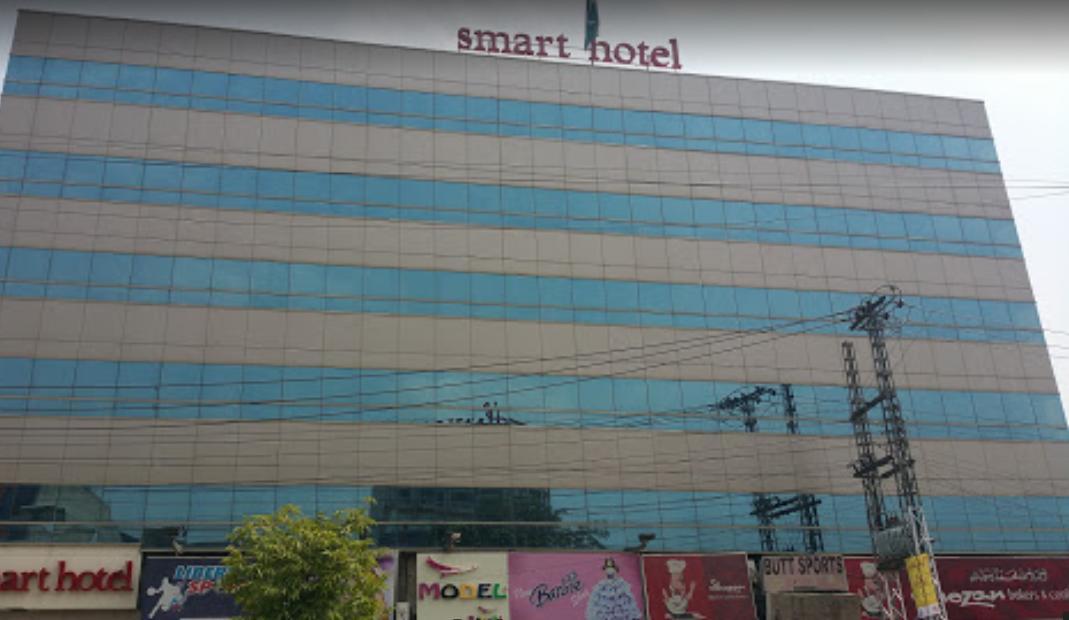 Smart Hotel Лахор Экстерьер фото