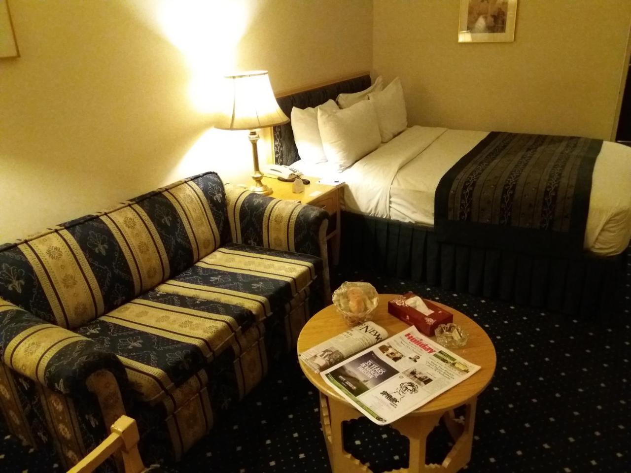 Smart Hotel Лахор Экстерьер фото